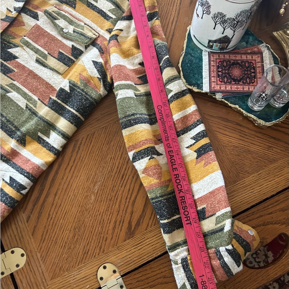 Camouflage Aztec Shacket - Picture 13 of 16